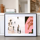 Instawall Prints Landscape 4:3 print in zwart frame; horizontale wanddecoratie met strandtafereel en roze plantenpanel